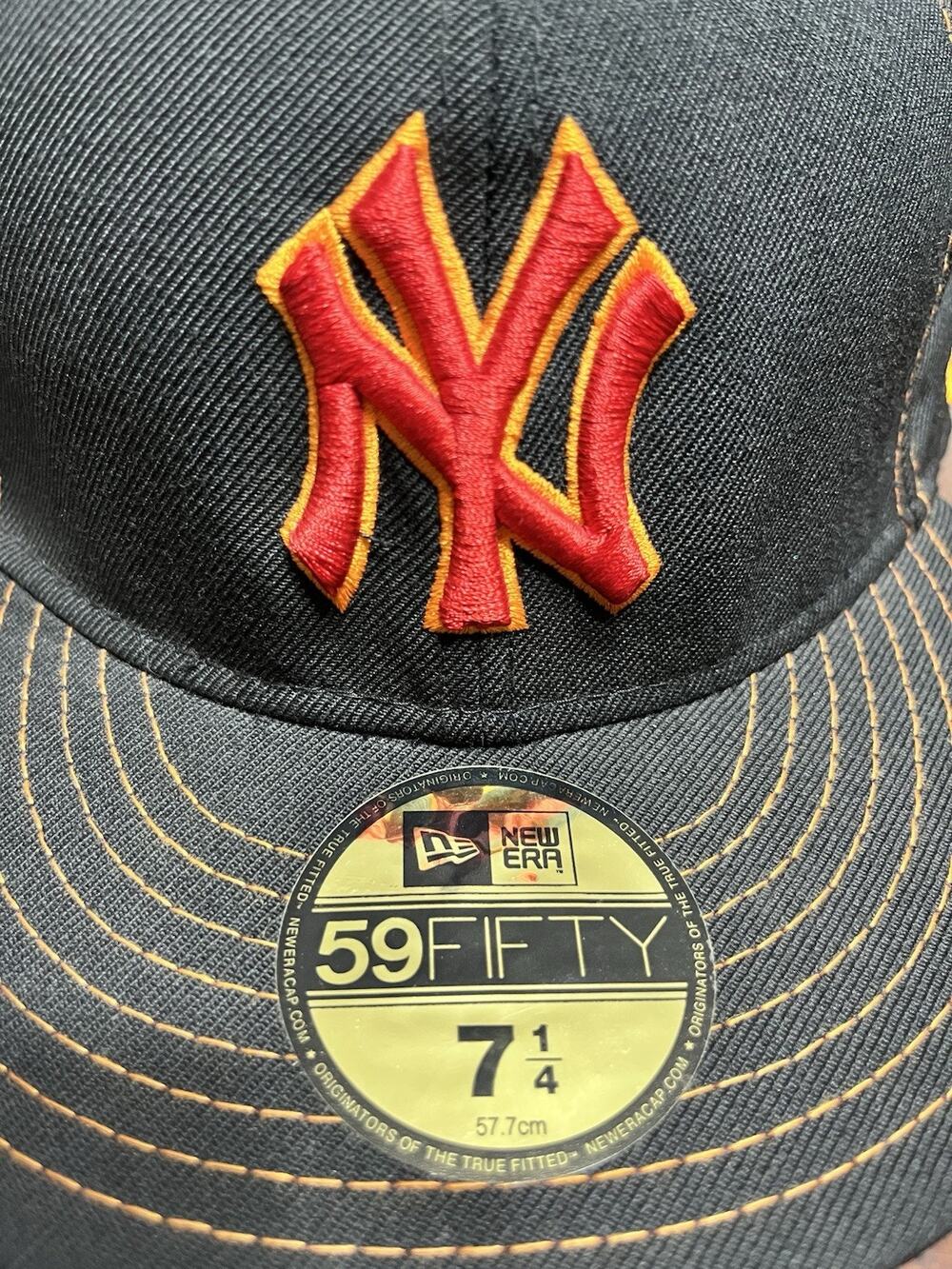 New York Yankees MLB New Era 59fifty Fitted Hat 7 1/4 Black Orange Red